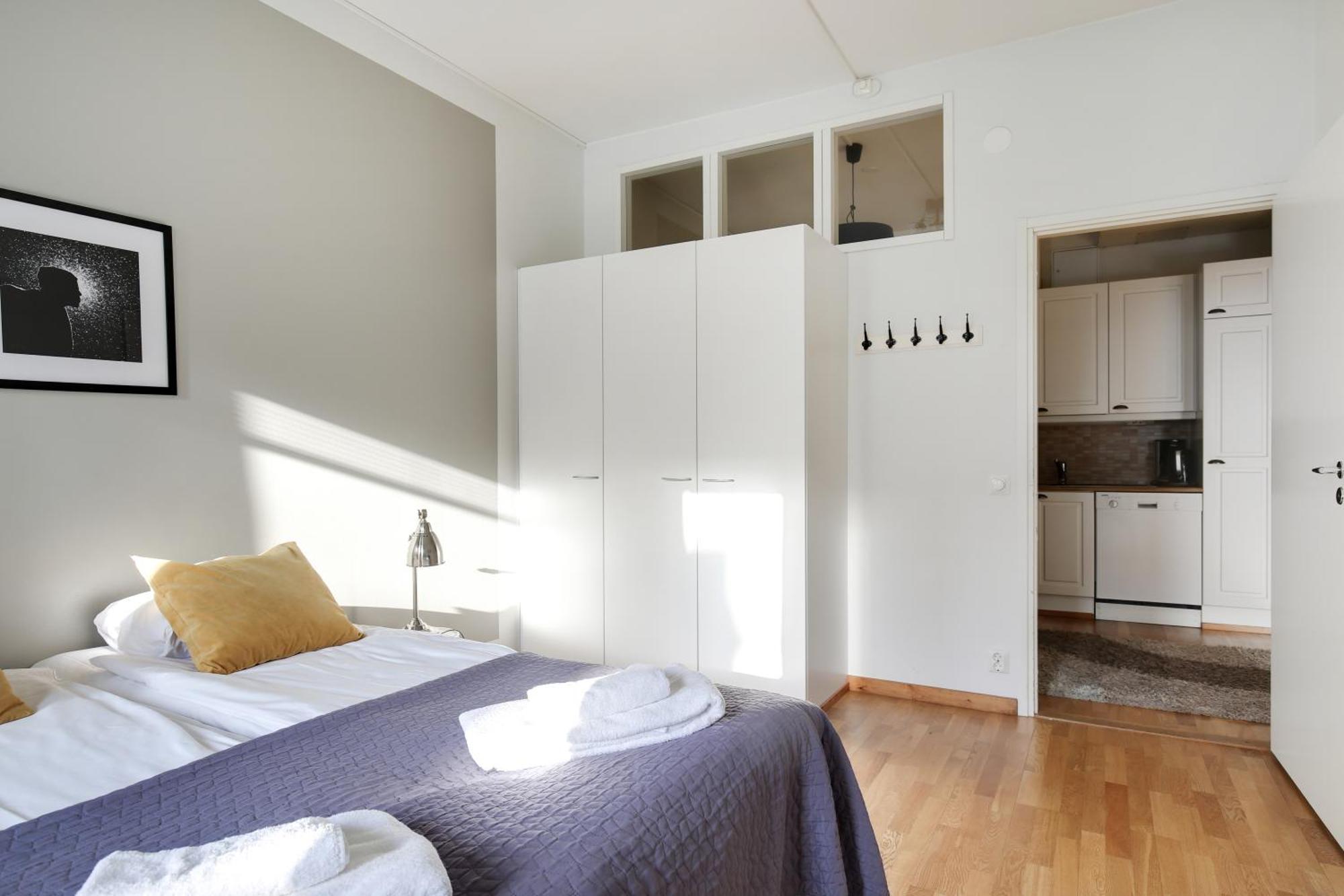 Kotimaailma Kamppi - 3br In The Center With Key Code Lägenhet